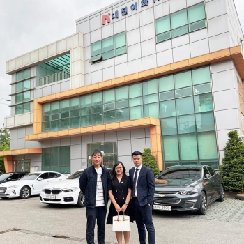 Oval đến thăm trực tiếp nhà máy sản xuất keo dán chống cháy tại Hàn Quốc